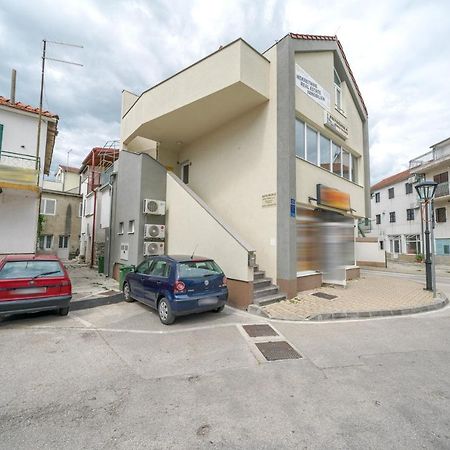 Studio Apartman Salis Vodice Lägenhet Exteriör bild