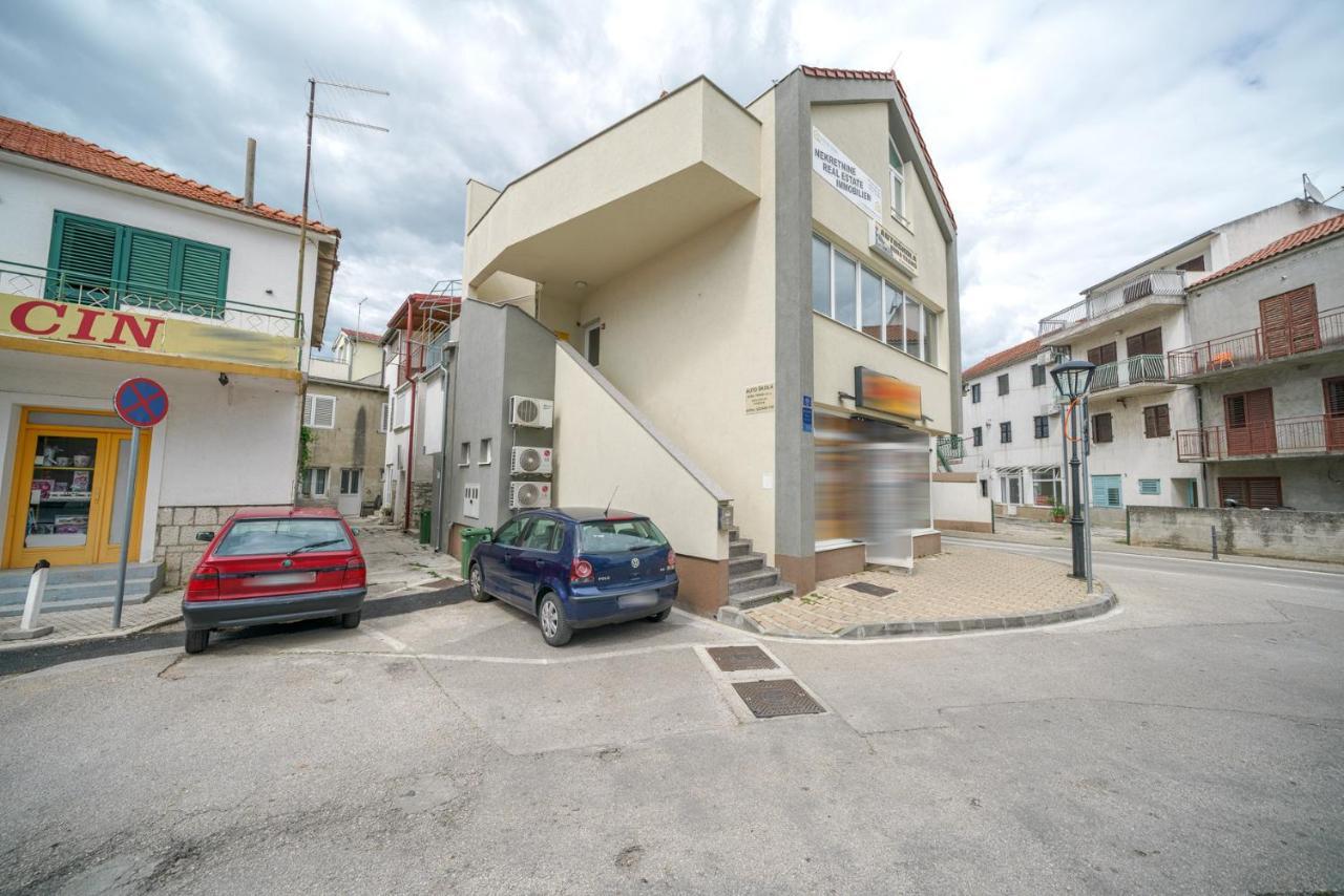 Studio Apartman Salis Vodice Lägenhet Exteriör bild